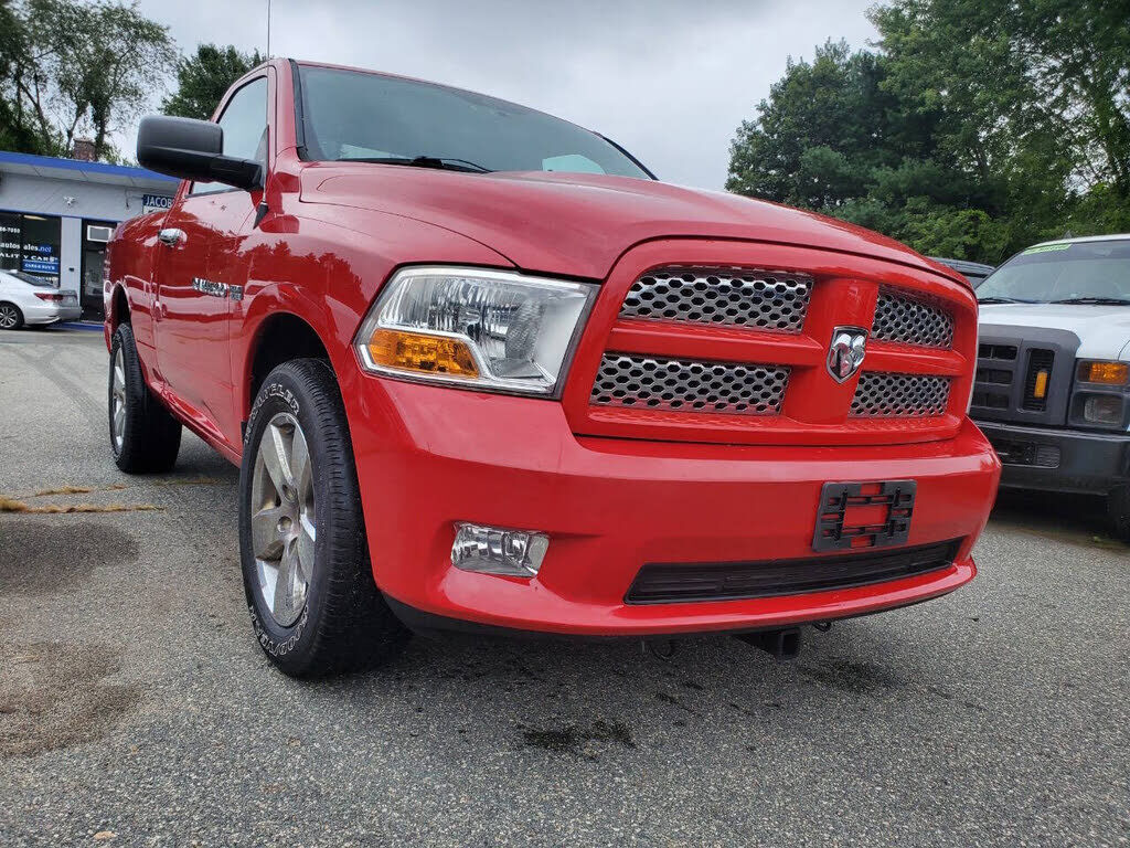 2011 DODGE Ram