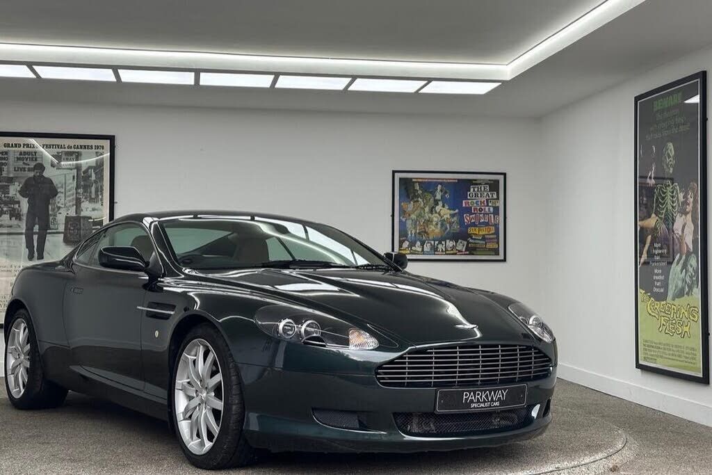Aston Martin DB9