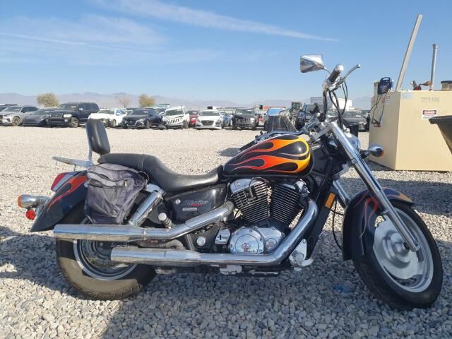Honda VT1100C2 (SHADOW SABRE)