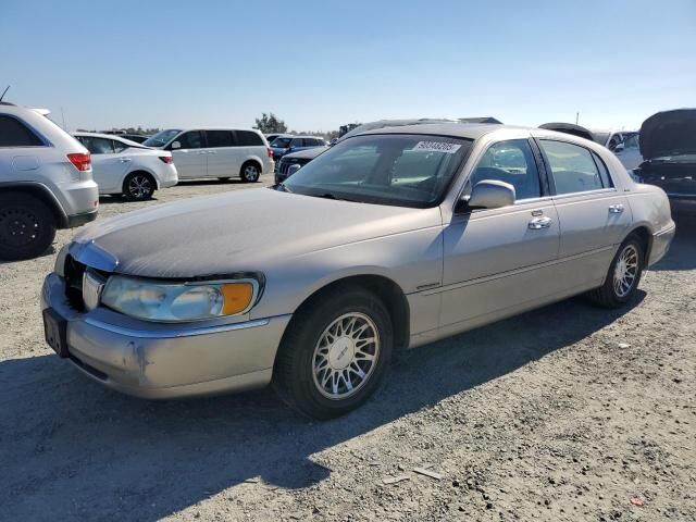 Lincoln Town Car