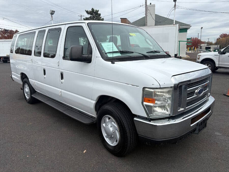 Ford E-350