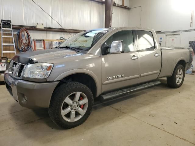 Nissan Titan