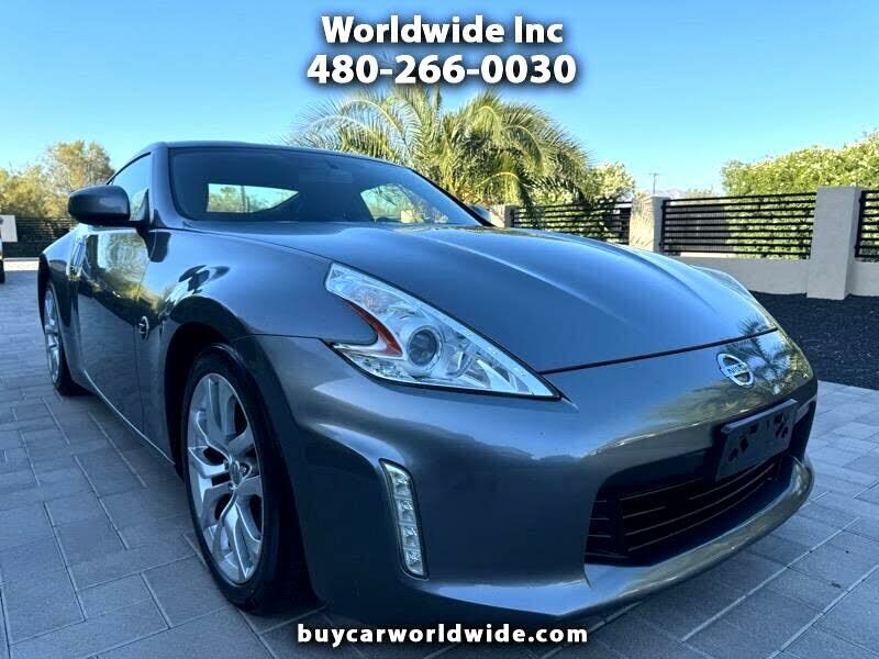 2017 NISSAN 370Z