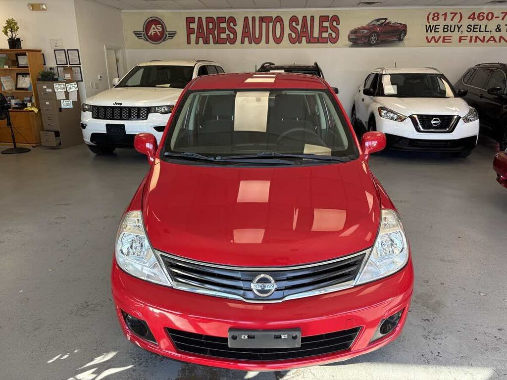 Nissan Versa