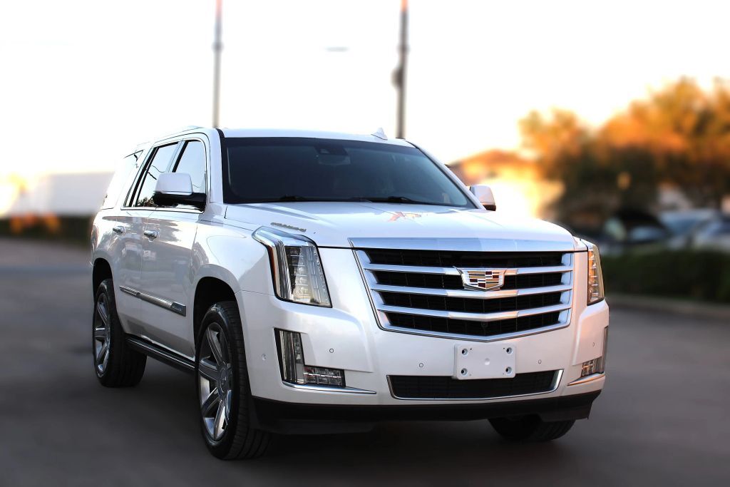 2018 CADILLAC Escalade