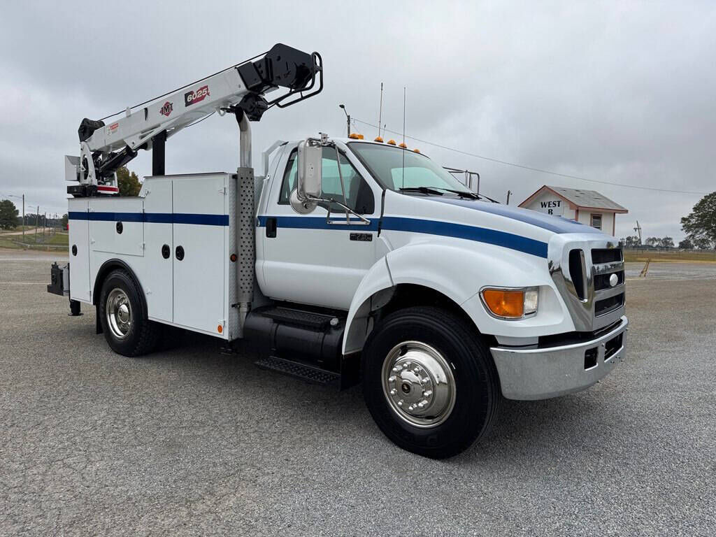Ford F-750