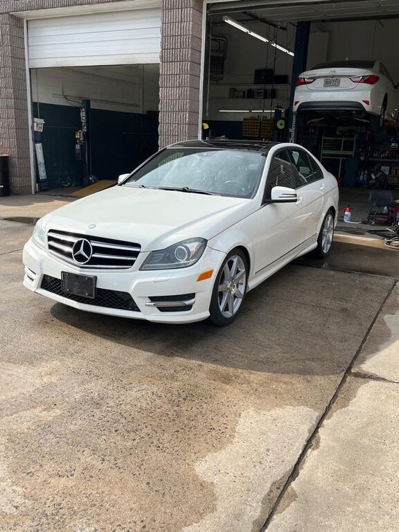 2012 MERCEDES-BENZ C-Class