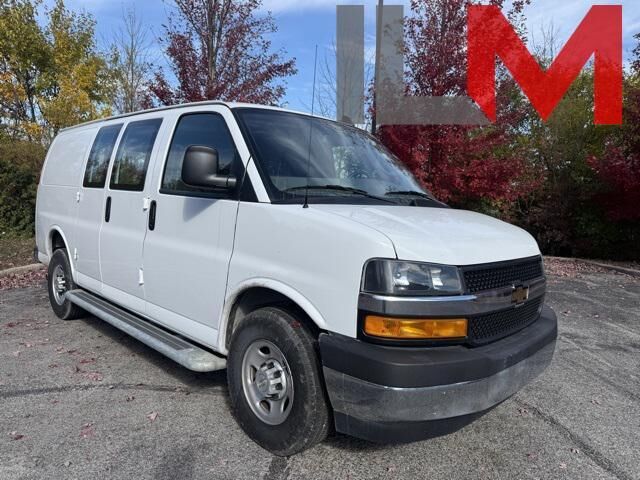 2024 CHEVROLET Express