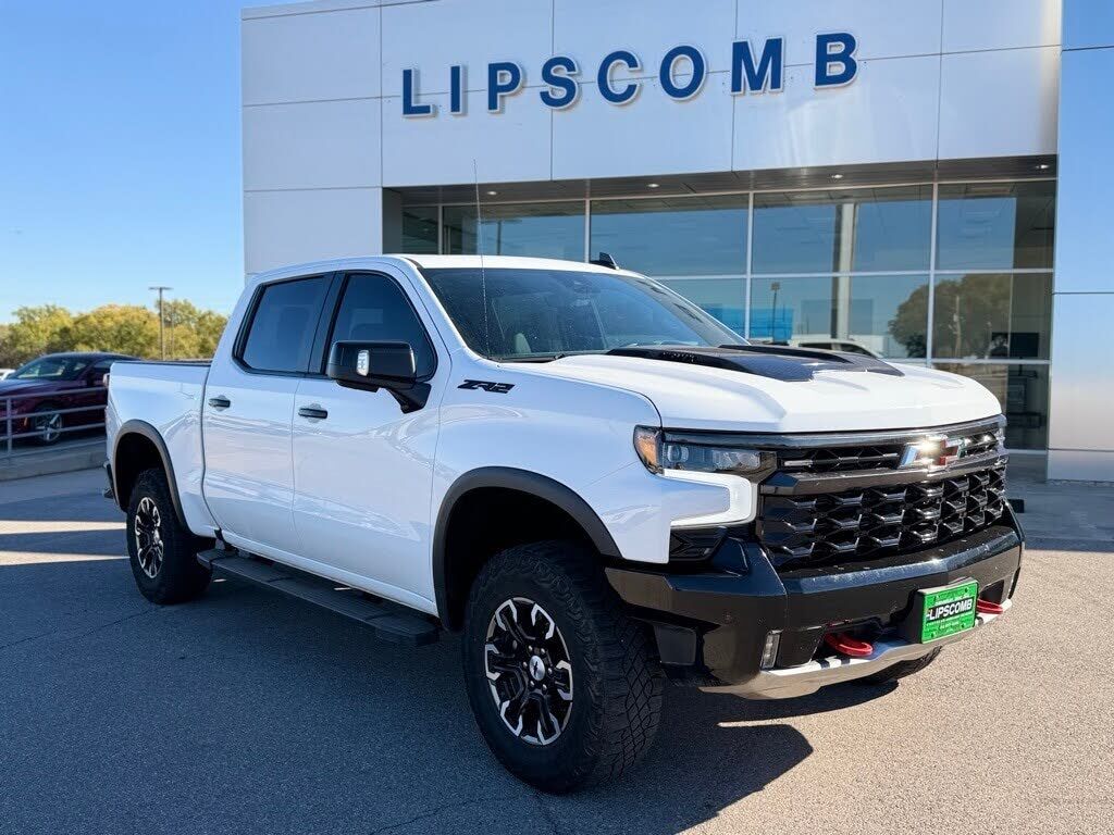 2024 CHEVROLET Silverado