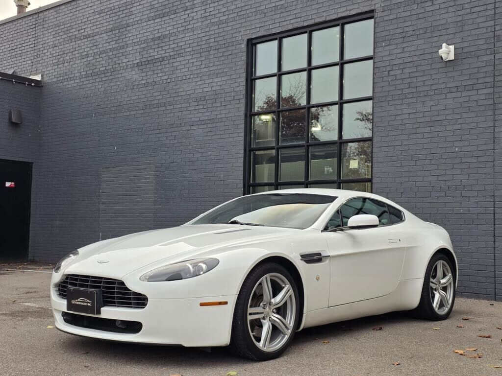 Aston Martin V8 Vantage