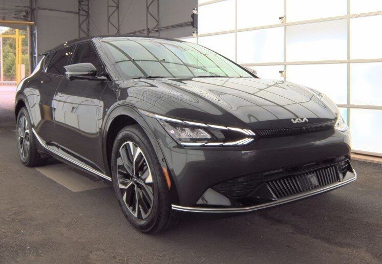 2023 KIA EV6