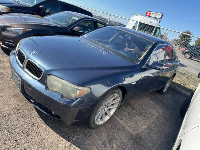 BMW 745i