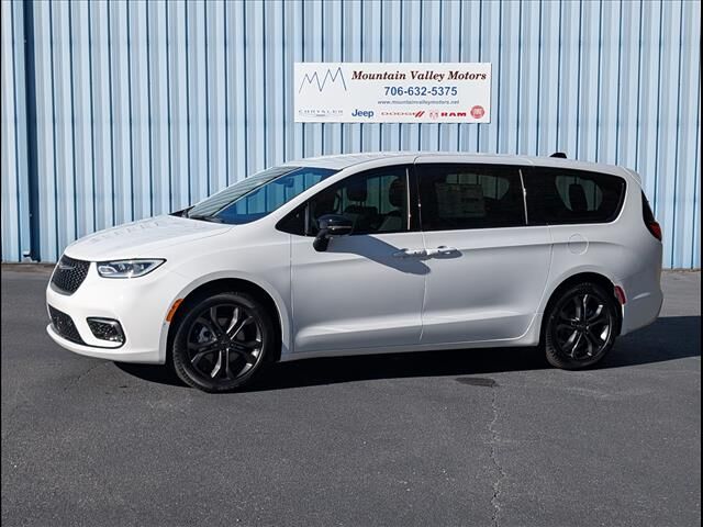 2026 CHRYSLER Pacifica