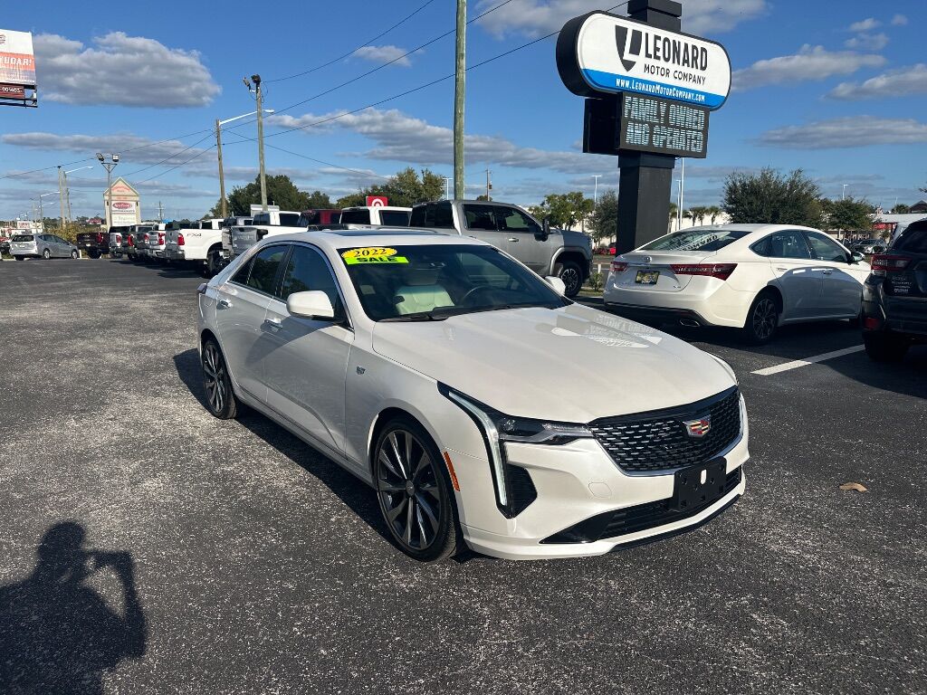 2022 CADILLAC CT4