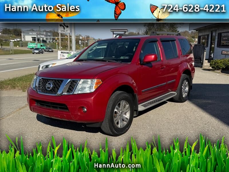 2012 NISSAN Pathfinder