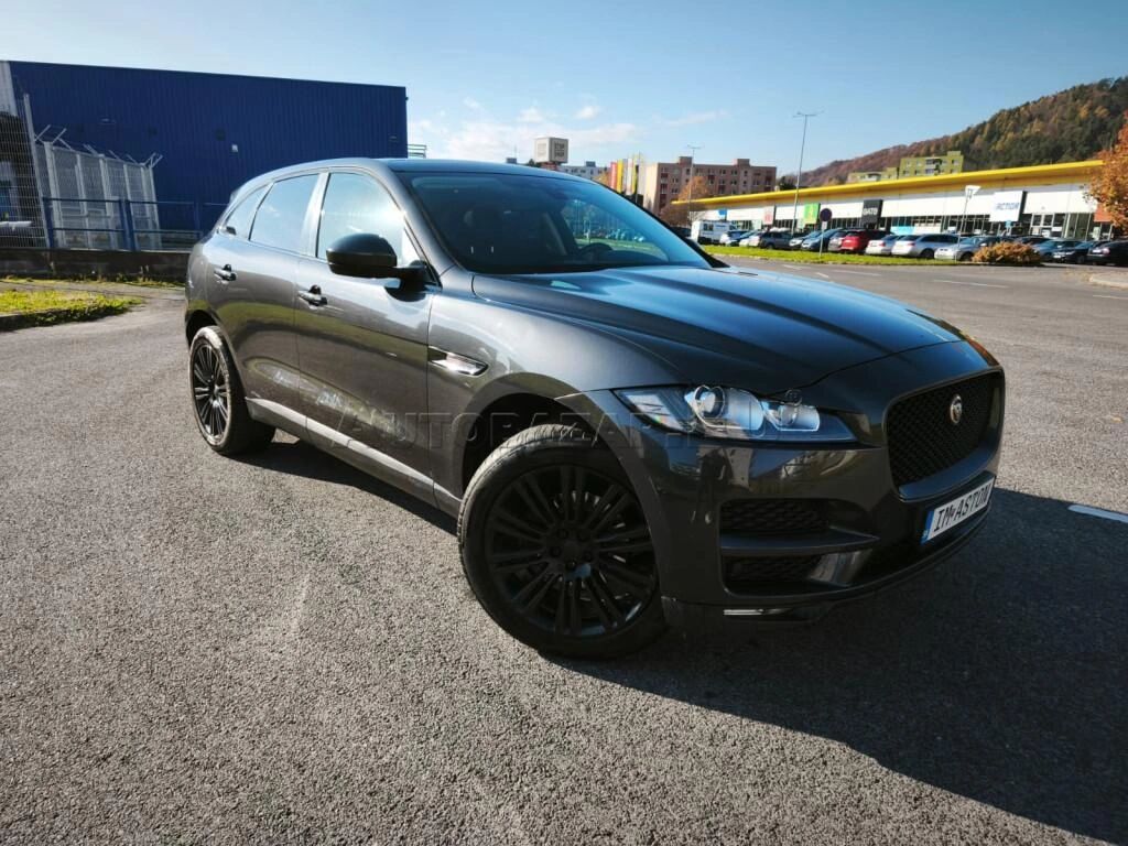 Jaguar F-Pace