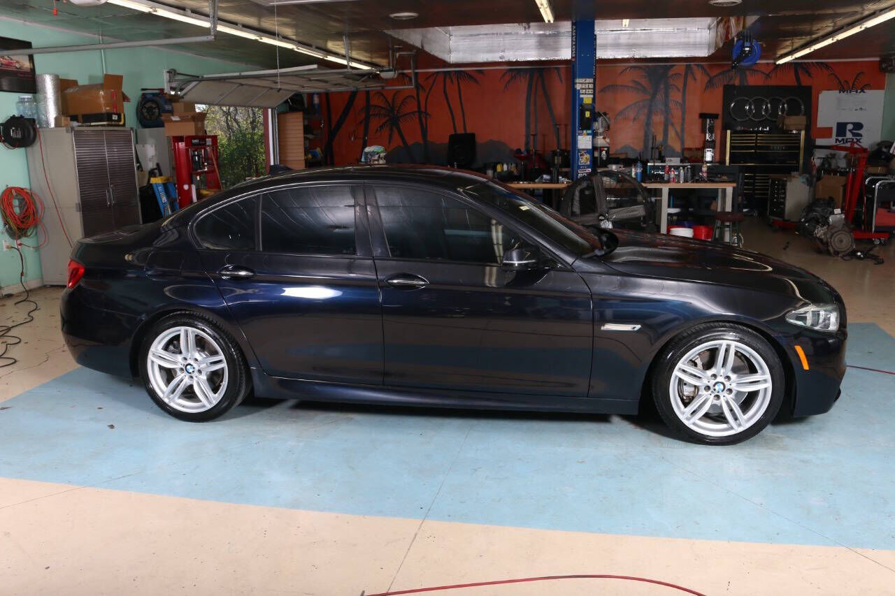 BMW 550i