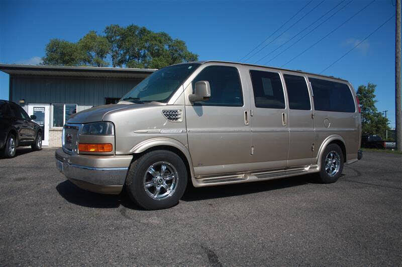 GMC Savana