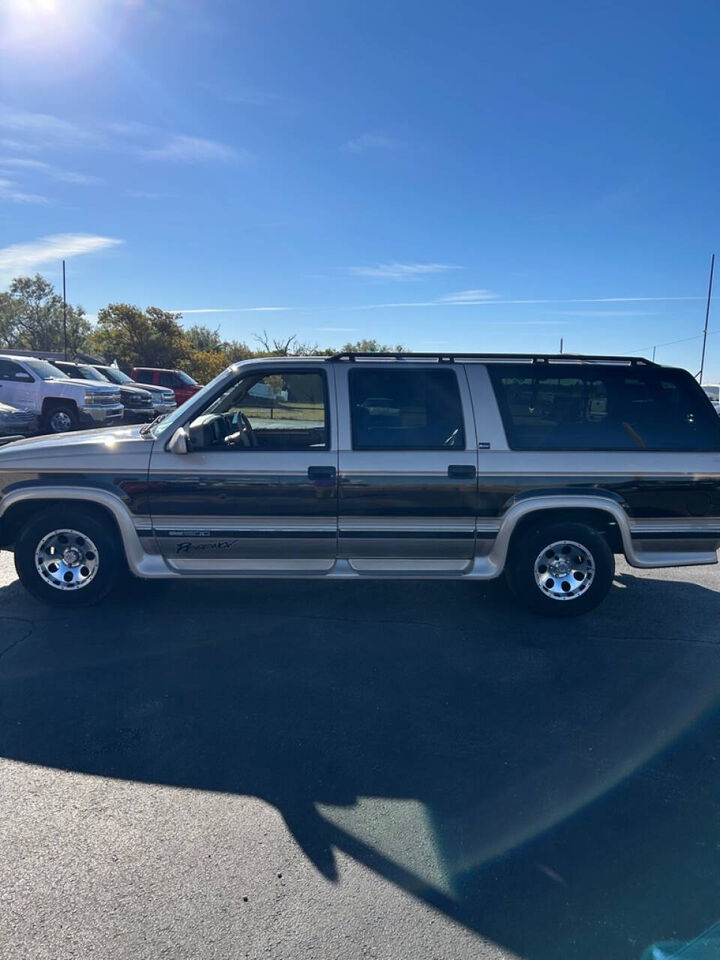 GMC Suburban