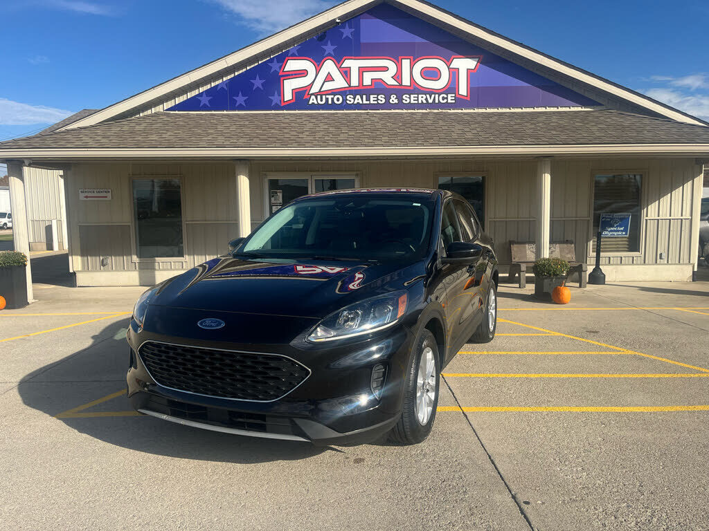2021 FORD Escape