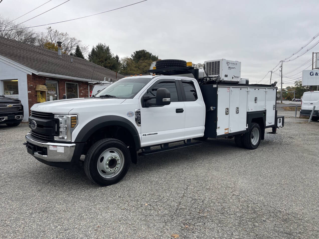 2019 FORD F-550