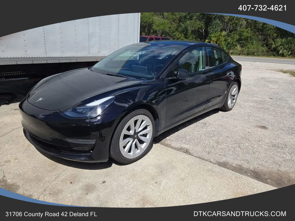 2022 TESLA Model 3