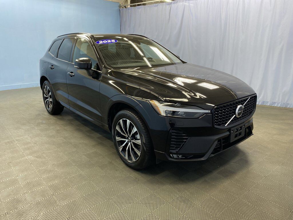 2025 VOLVO XC60