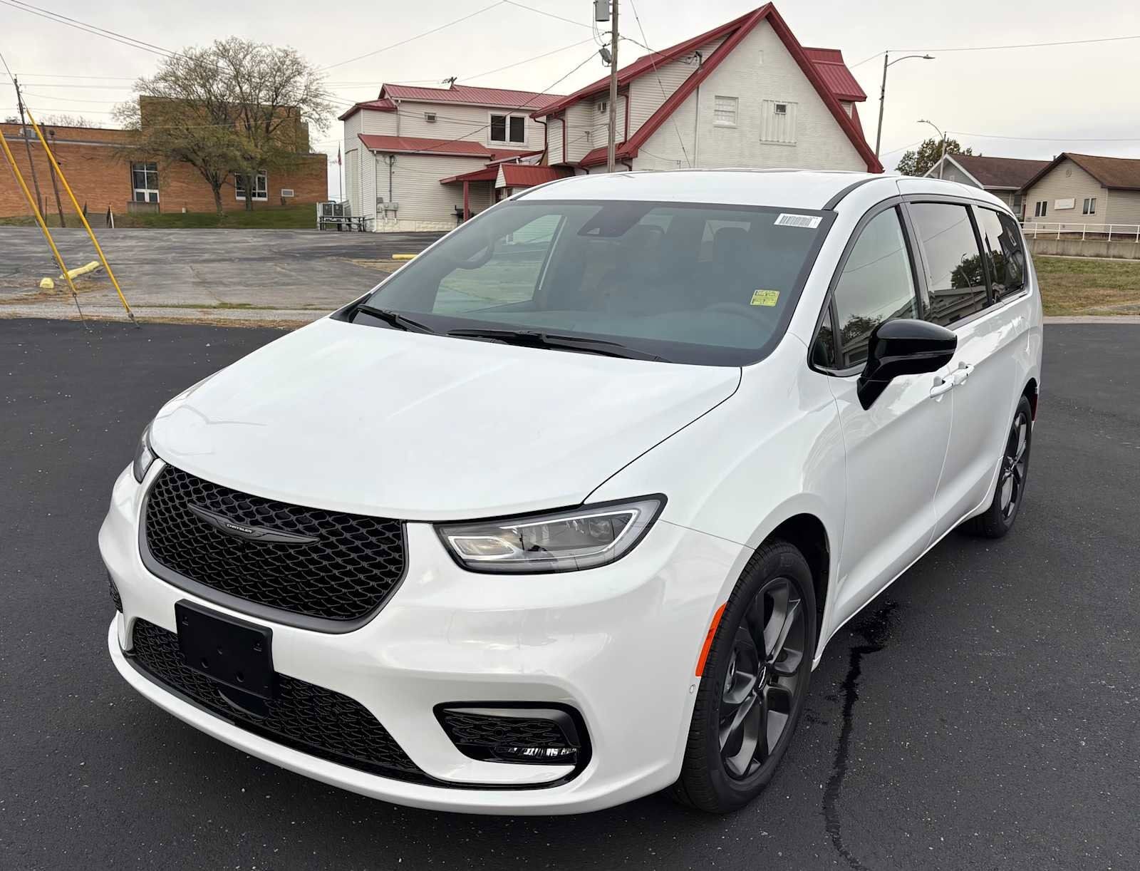 2026 CHRYSLER Pacifica