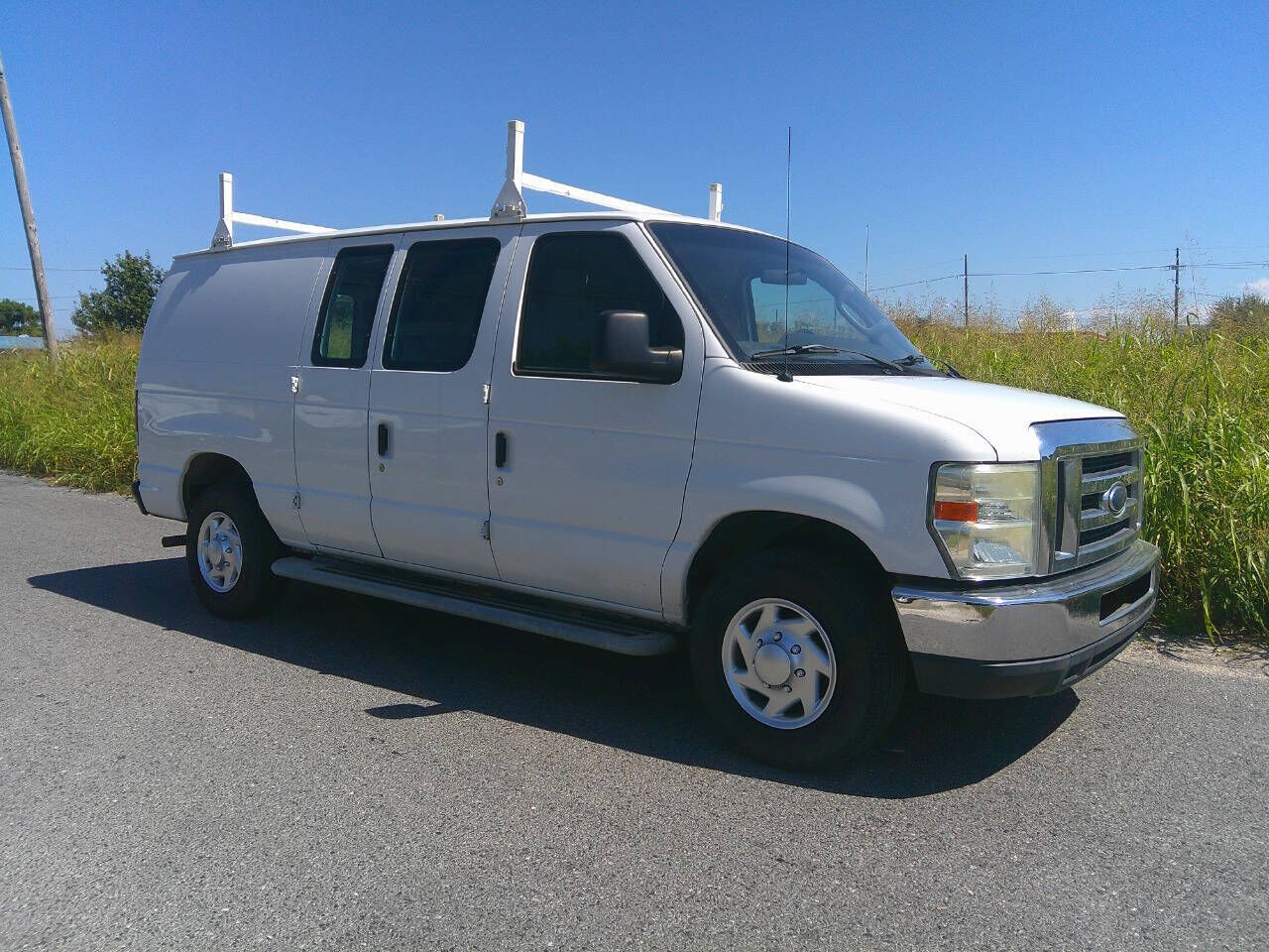 2013 FORD E-250
