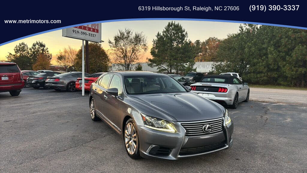 Lexus LS