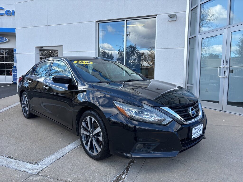 2016 NISSAN Altima
