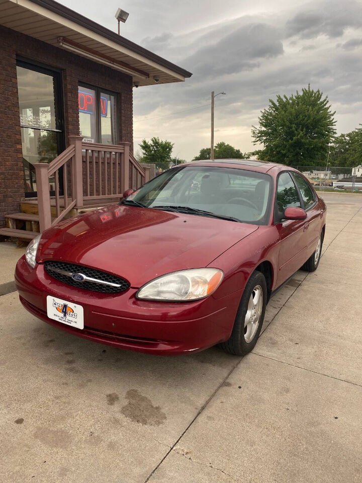 2002 FORD Taurus