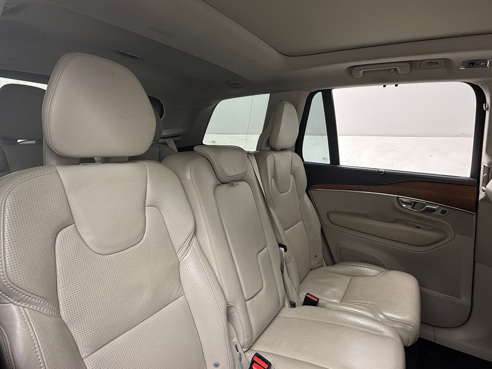 2018 VOLVO XC90