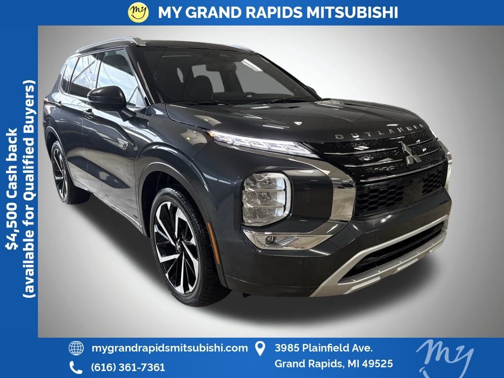 2025 MITSUBISHI Outlander