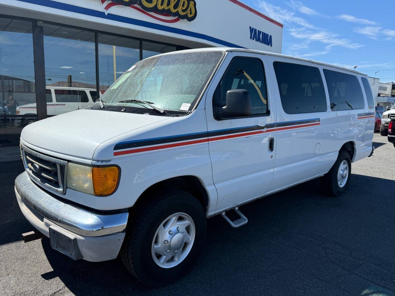 Ford E-350