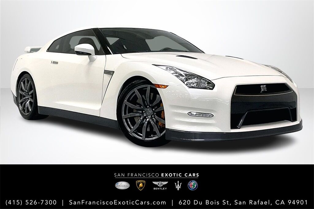 Nissan GT-R