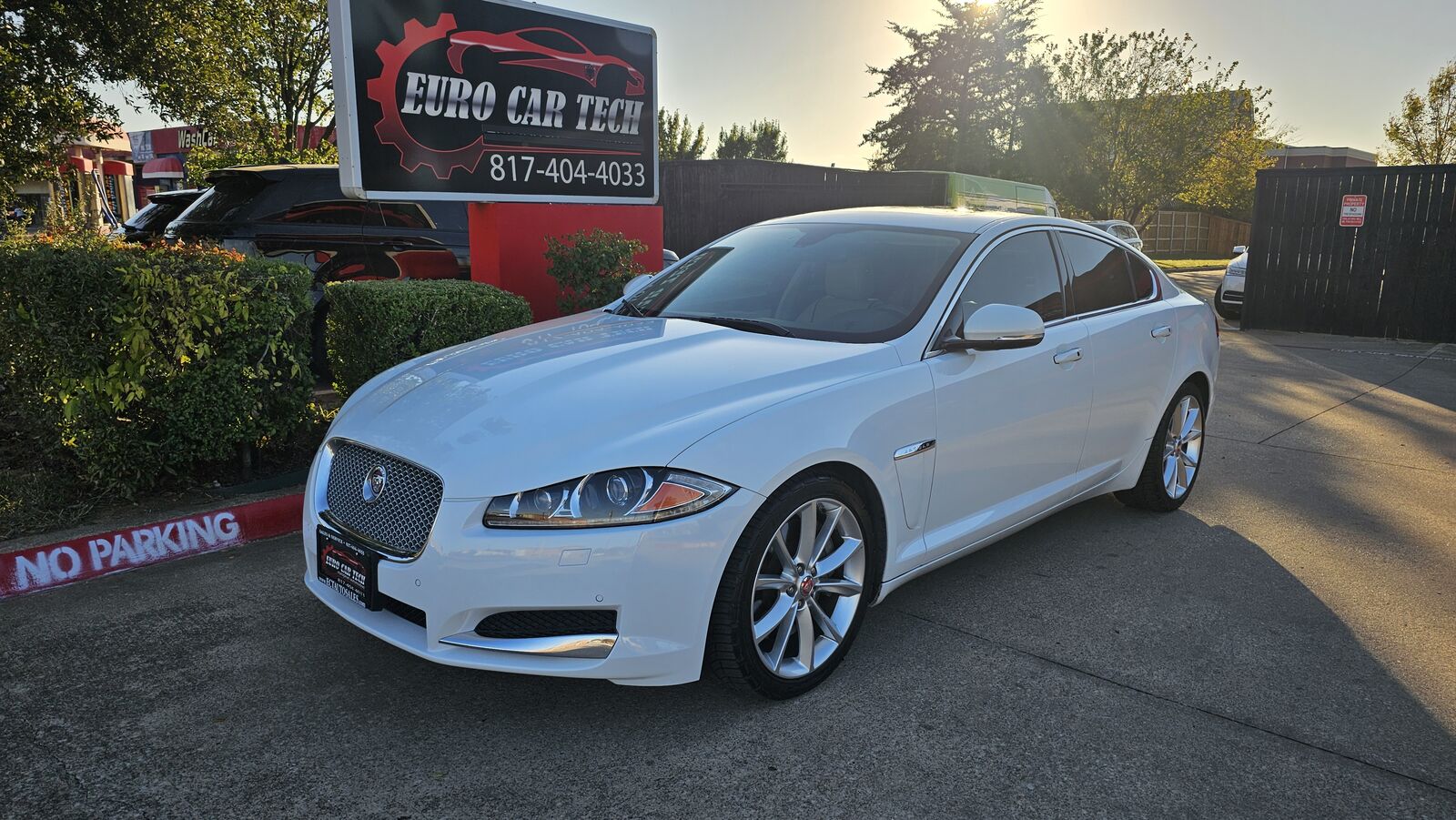 Jaguar XF
