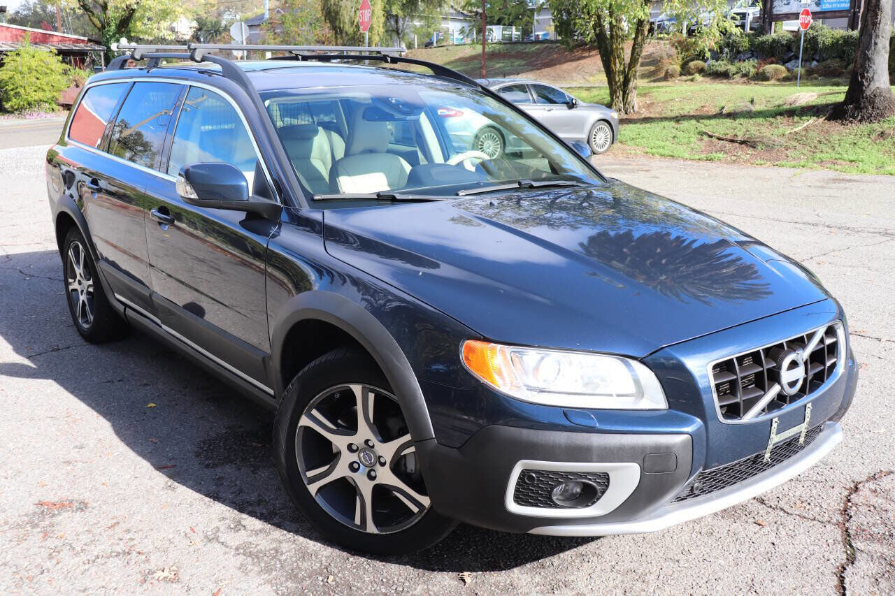 2013 VOLVO XC70