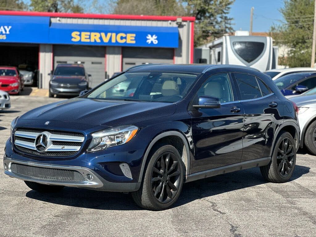 2017 MERCEDES-BENZ GLA-Class