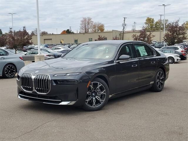 2025 BMW i7