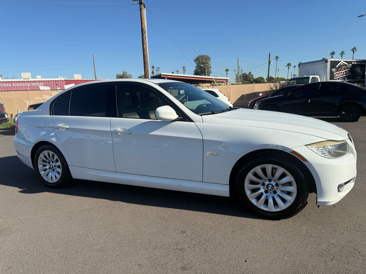 BMW 328i