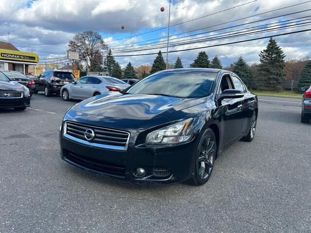 Nissan Maxima