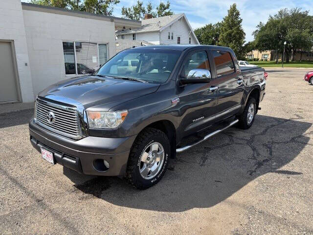 2011 TOYOTA Tundra