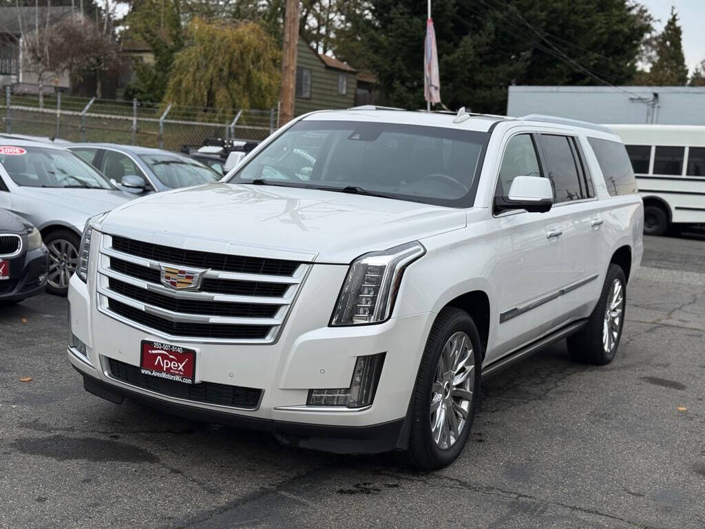 2016 CADILLAC Escalade
