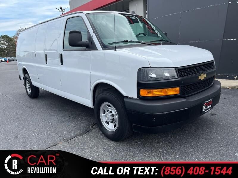2021 CHEVROLET Express