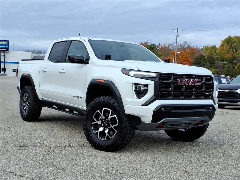 2024 GMC Canyon
