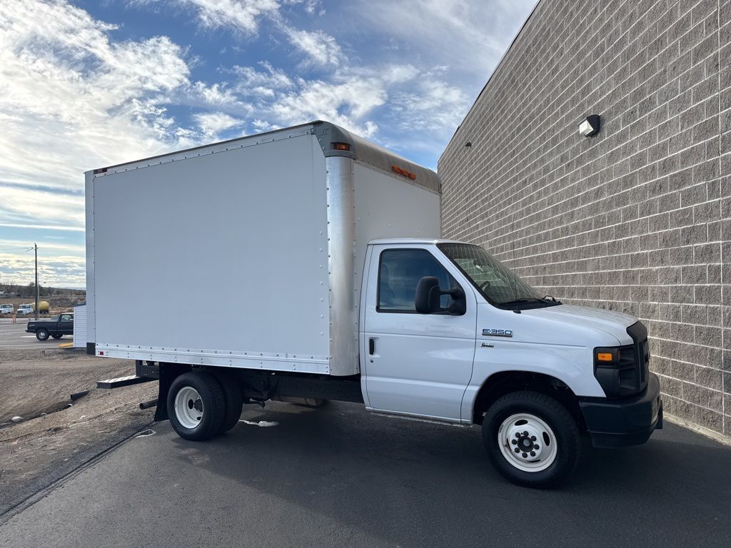 Ford E-350