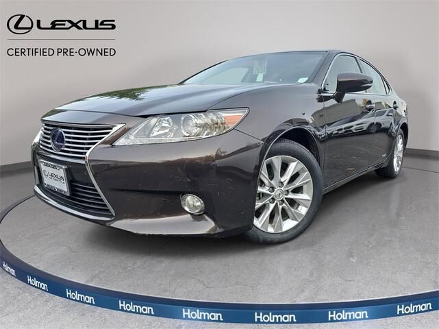 Lexus ES