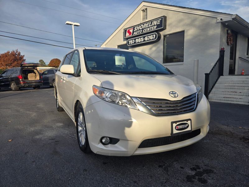 Toyota Sienna
