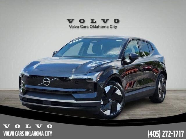 2025 VOLVO EX30
